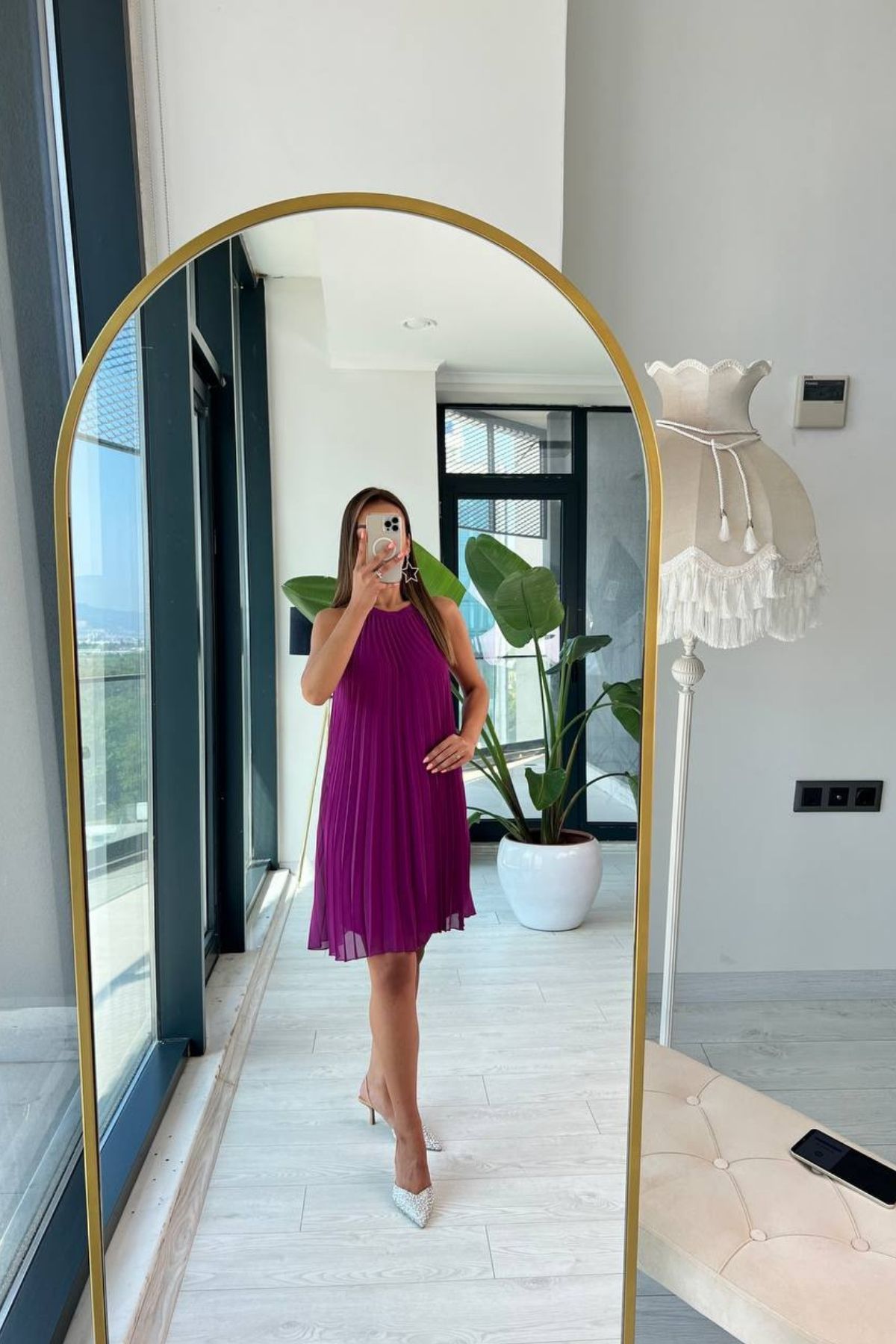 Mor%20Piliseli%20Astarlı%20Halter%20Yaka%20Şifon%20Elbise