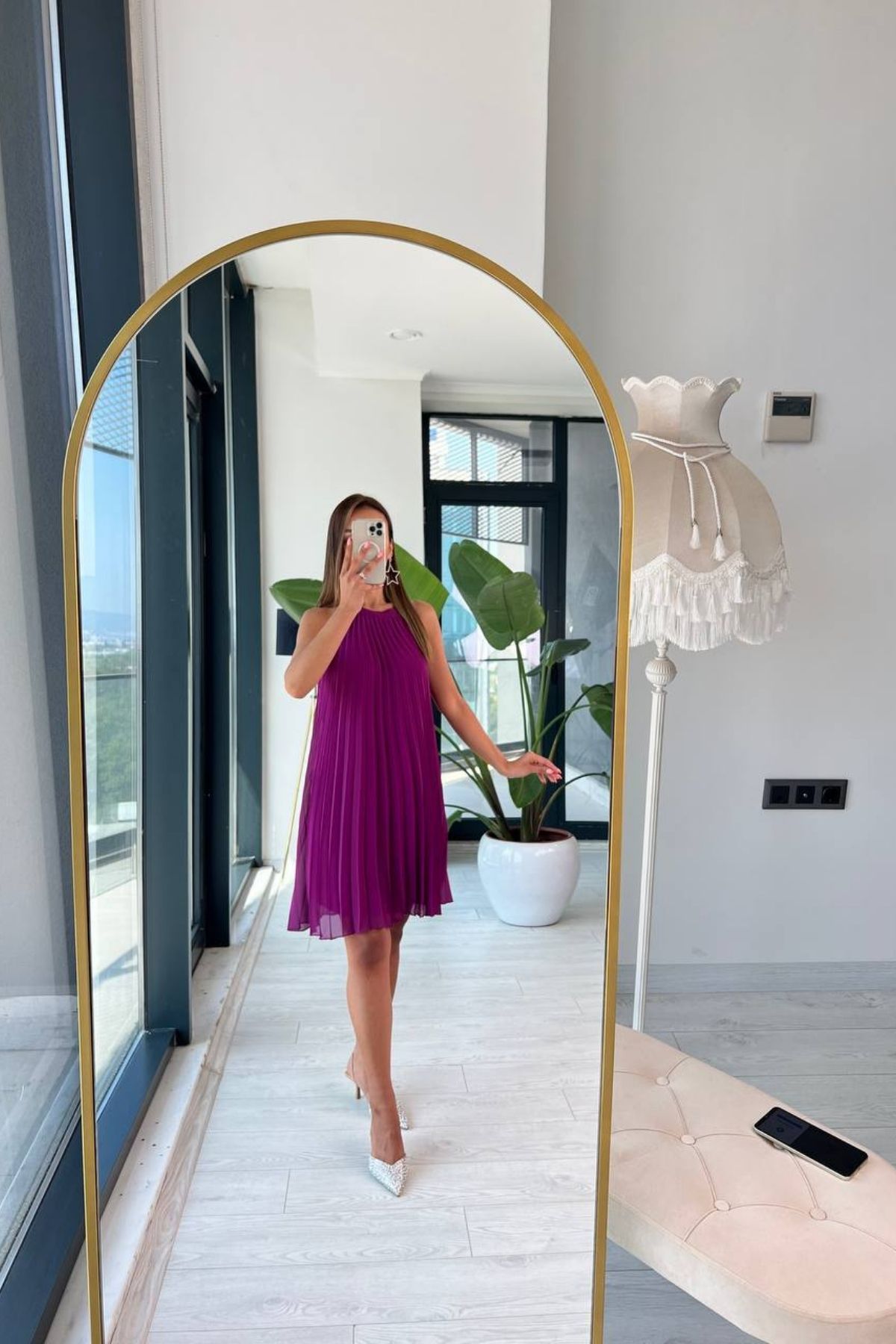 Mor%20Piliseli%20Astarlı%20Halter%20Yaka%20Şifon%20Elbise