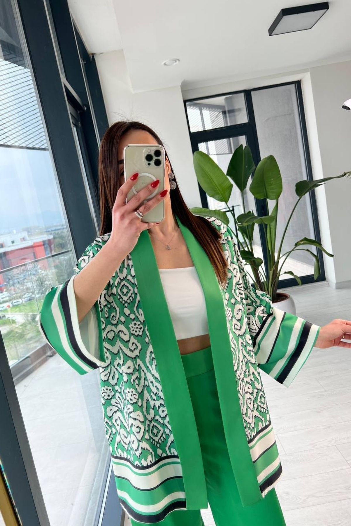 Yeşil%20Premium%20Saten%20Kuşaklı%20Kimono%20Pantolon%20Takım