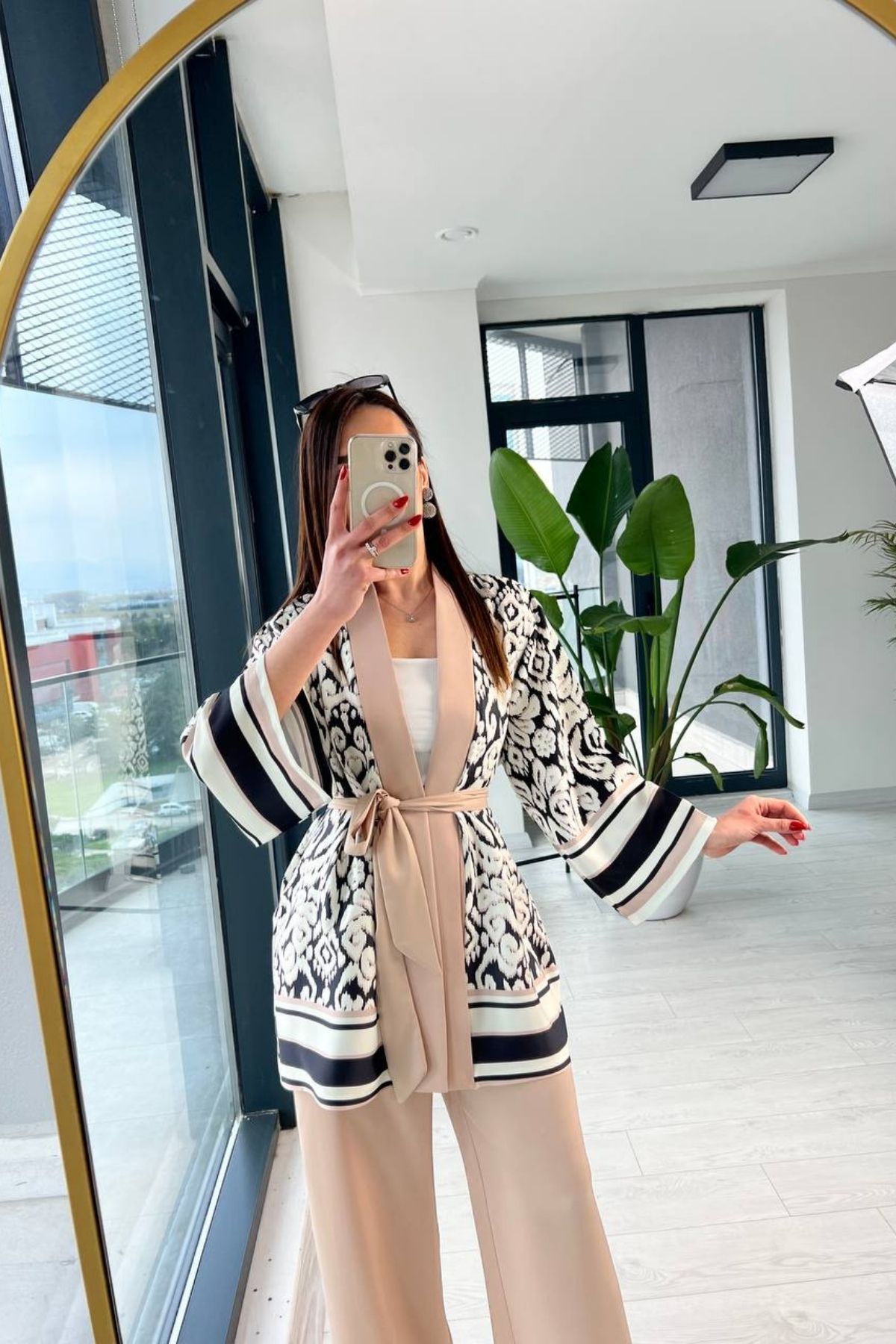 Vizon%20Premium%20Saten%20Kuşaklı%20Kimono%20Pantolon%20Takım