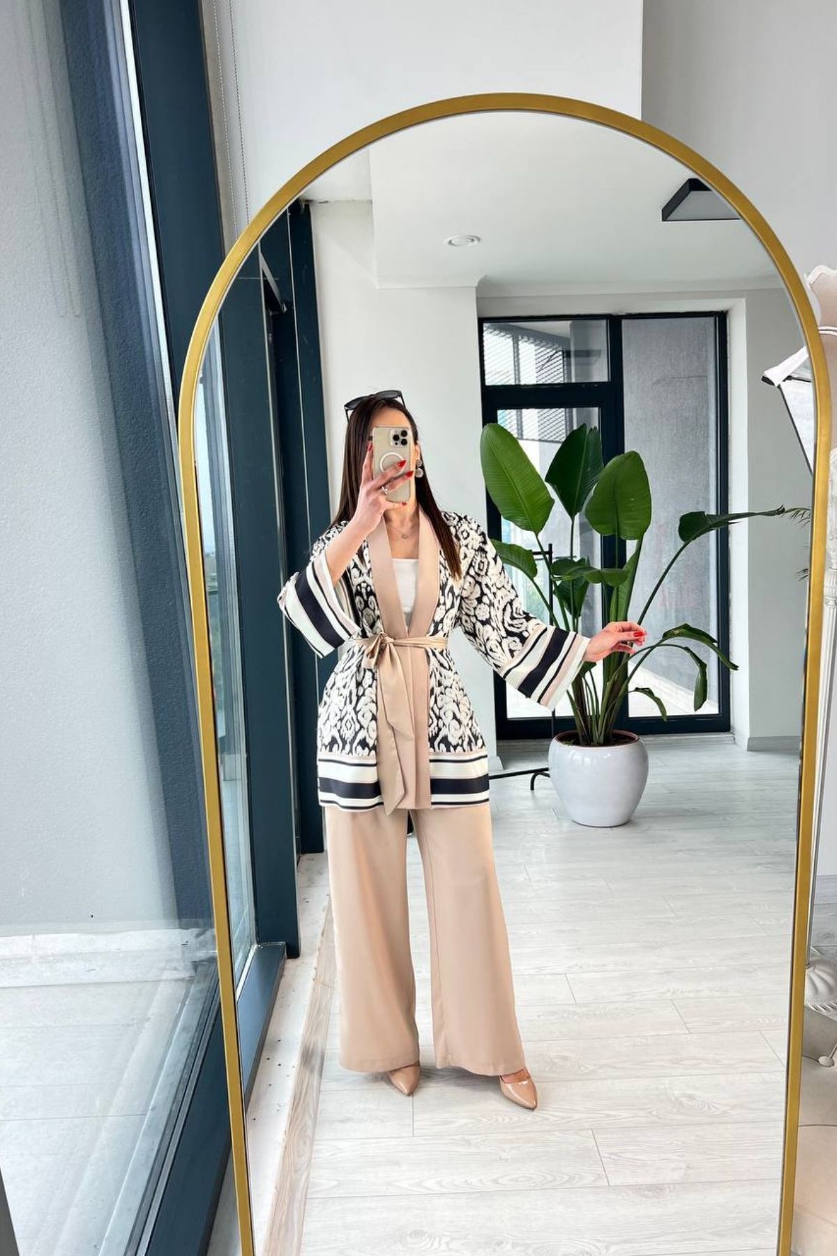 Vizon%20Premium%20Saten%20Kuşaklı%20Kimono%20Pantolon%20Takım