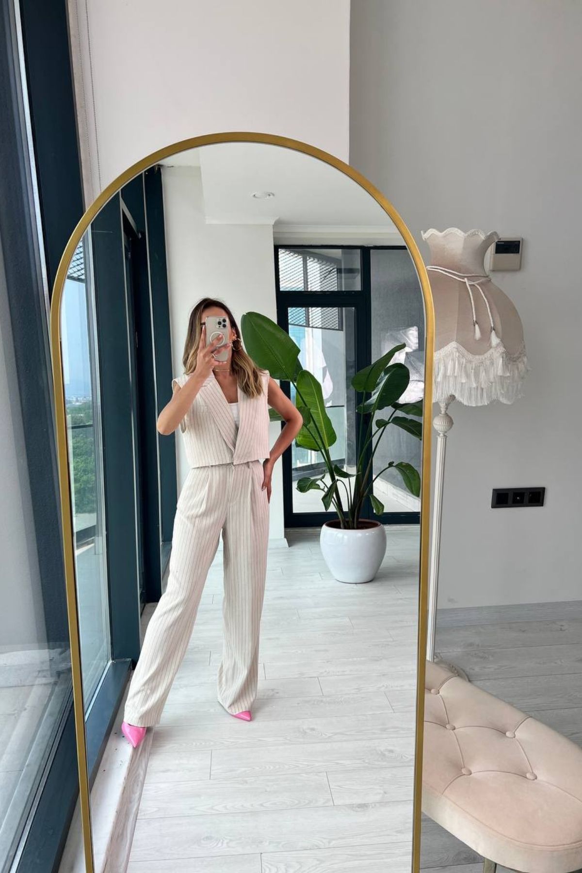 Taş%20Rengi%20Keten%20Çizgili%20Pantolon%20Yelek%20Takım