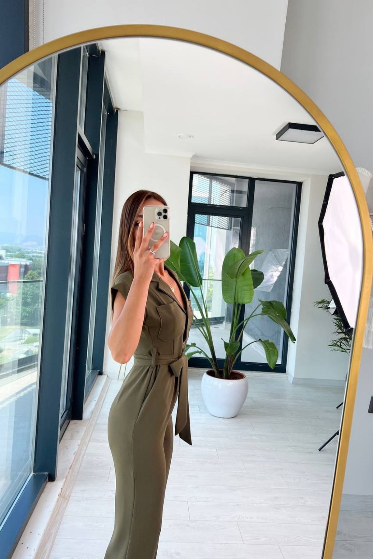 Haki%20Gold%20Düğme%20Detaylı%20ipekli%20Krep%20Tulum
