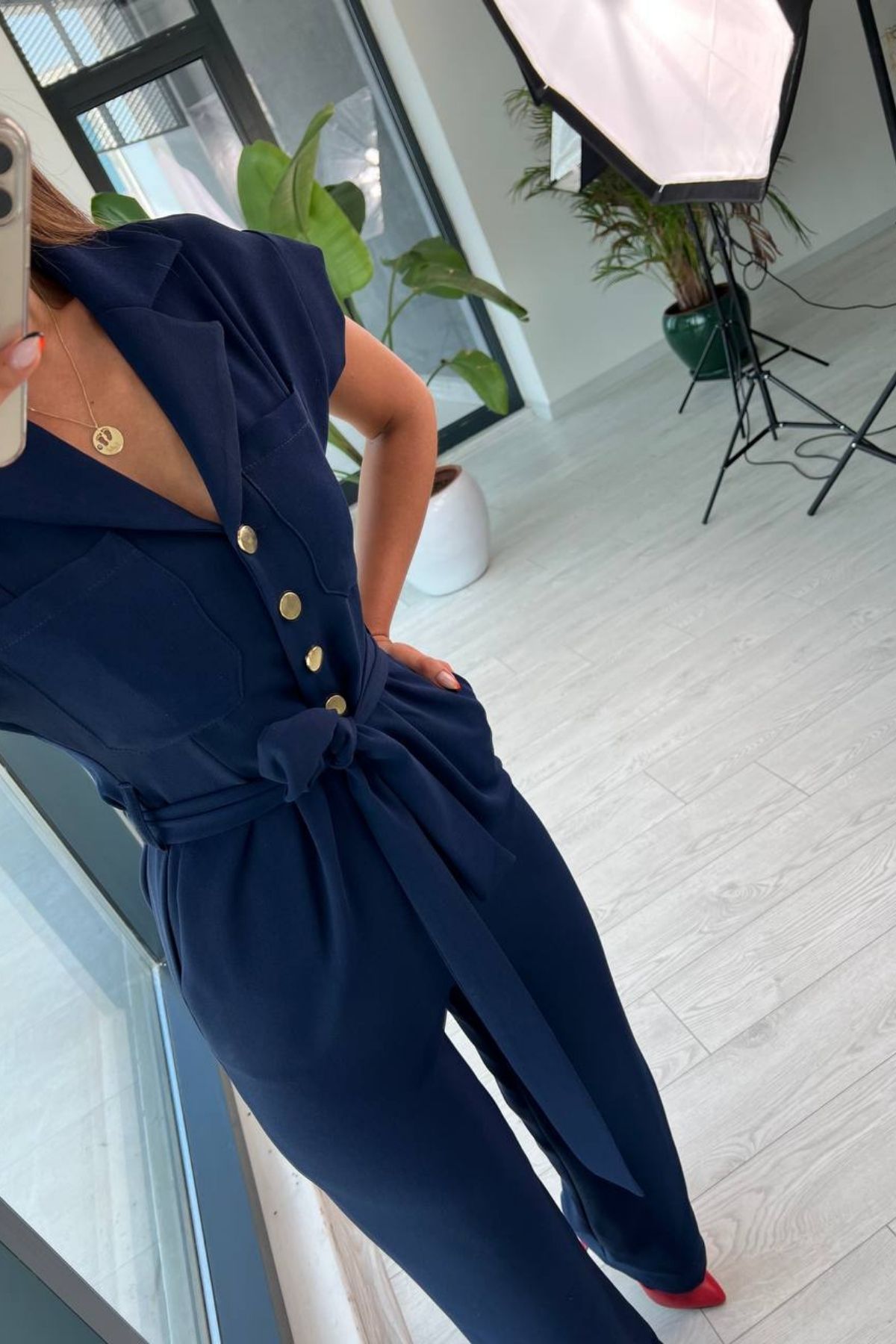 Lacivert%20Gold%20Düğme%20Detaylı%20ipekli%20Krep%20Tulum
