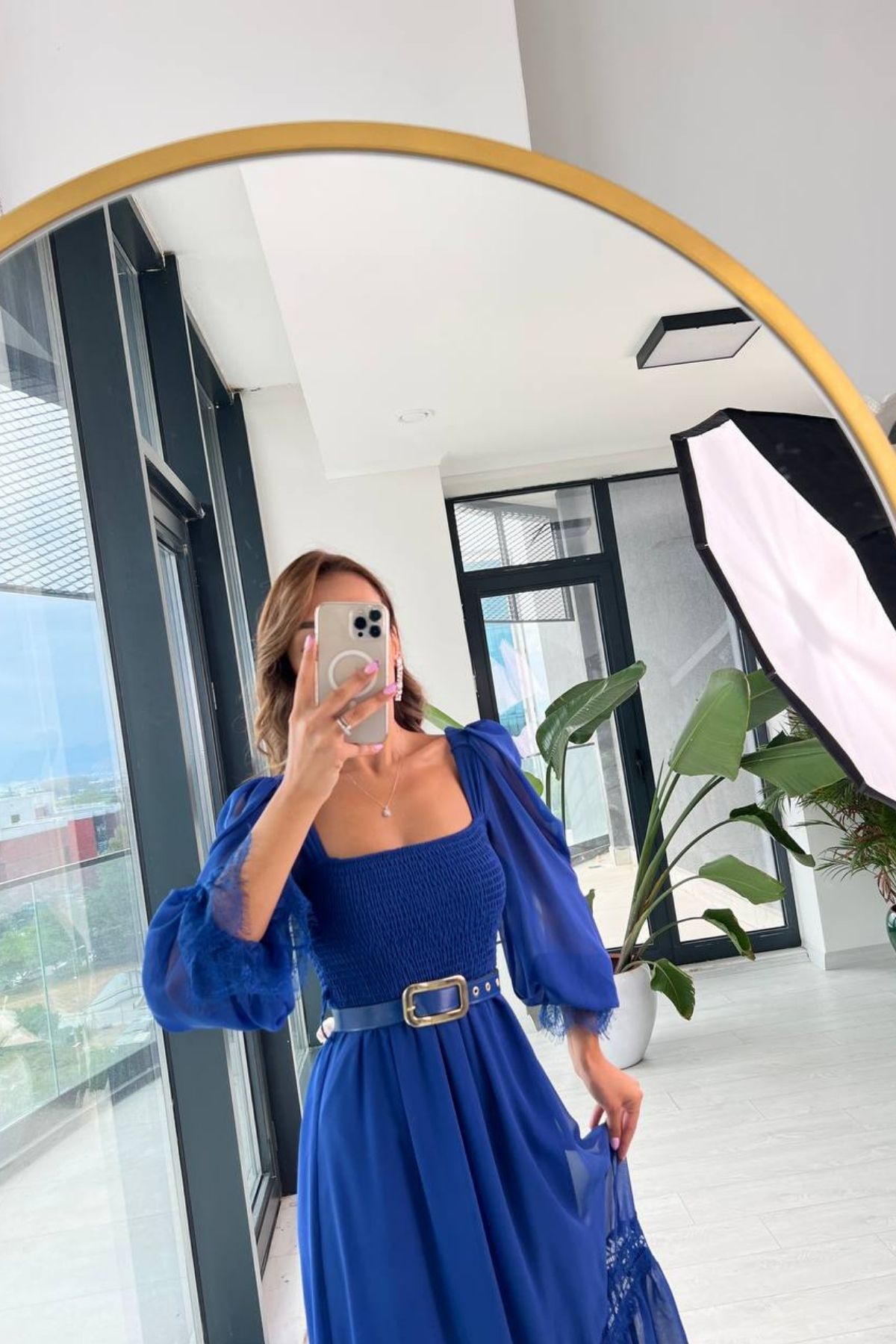Saks%20Mavi%20Dantel%20Detaylı%20Kemerli%20Şifon%20Elbise