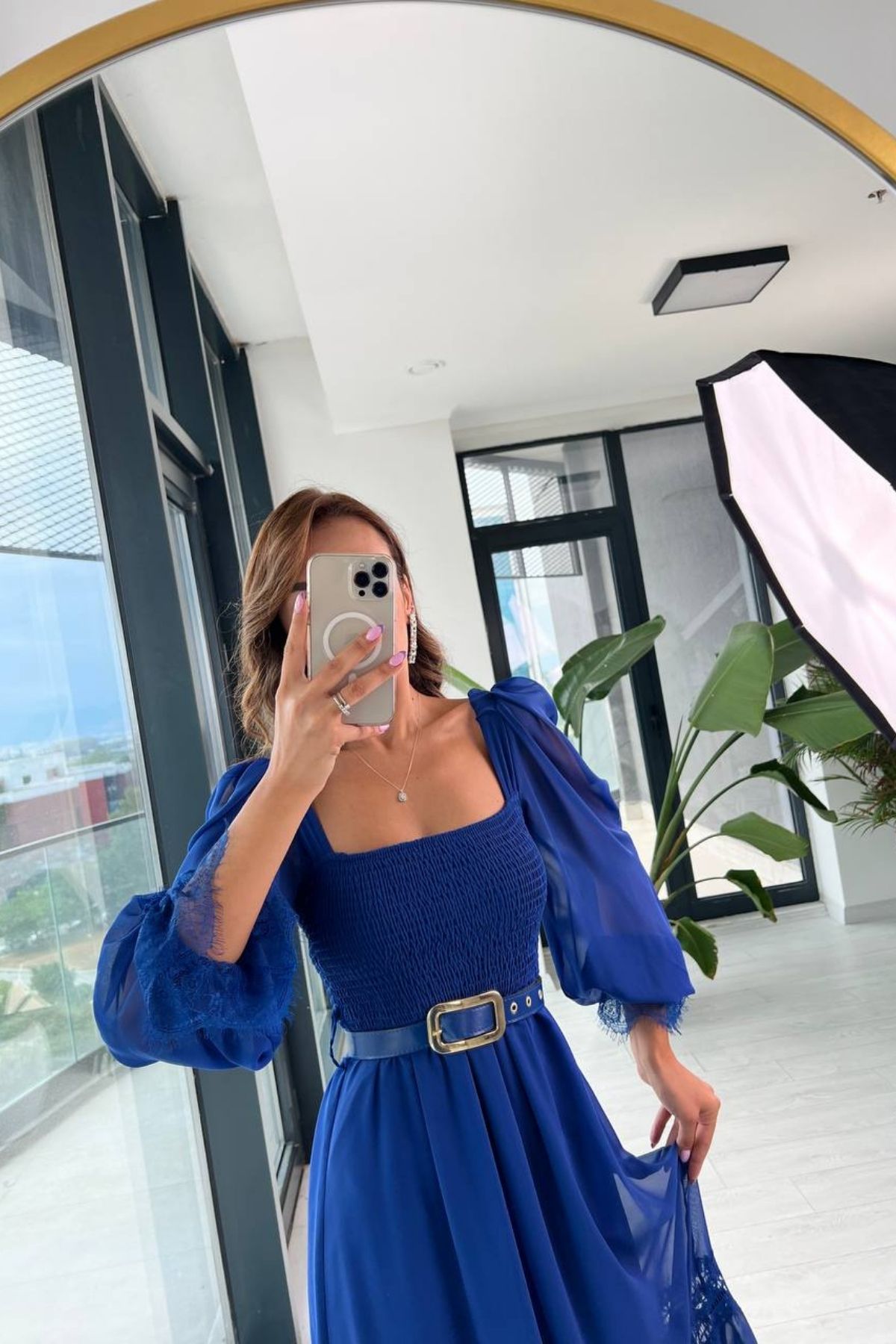 Saks%20Mavi%20Dantel%20Detaylı%20Kemerli%20Şifon%20Elbise