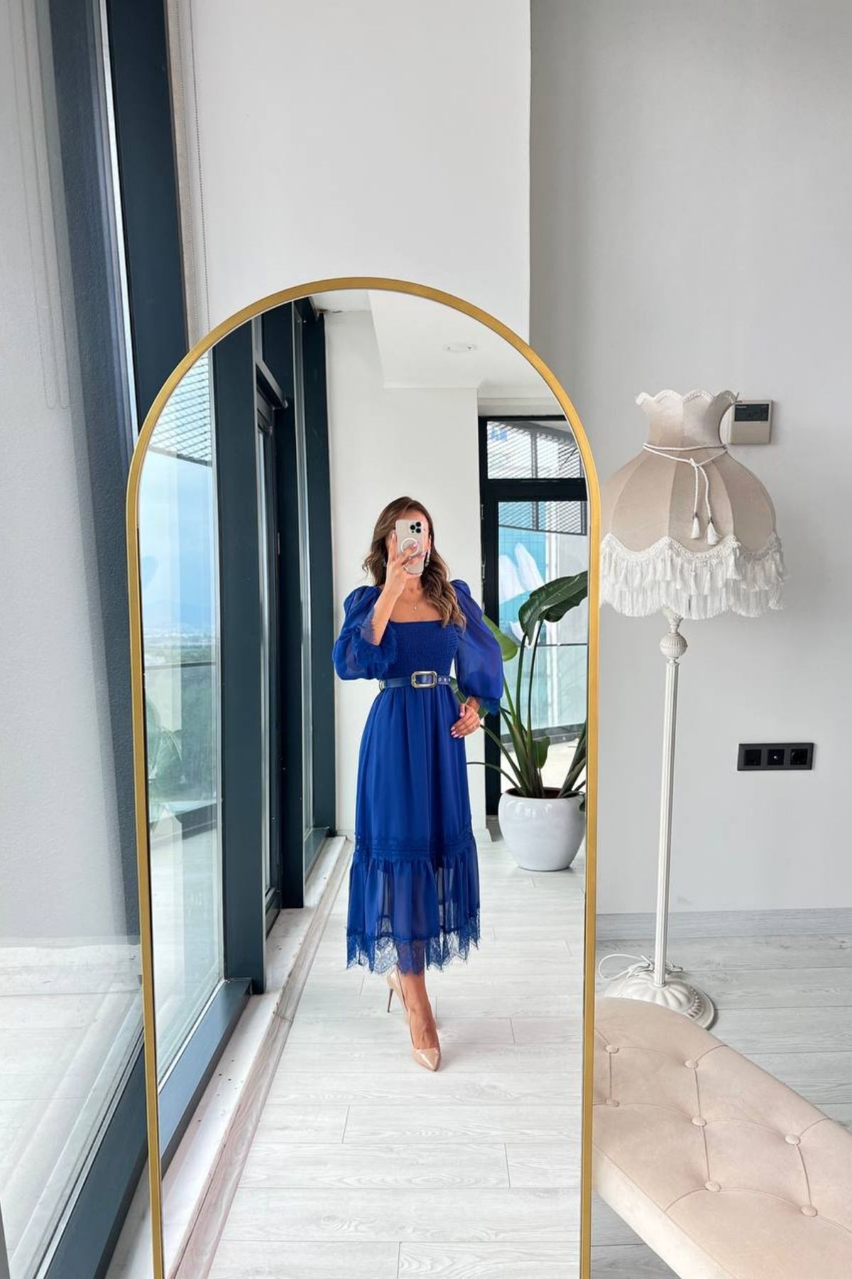 Saks%20Mavi%20Dantel%20Detaylı%20Kemerli%20Şifon%20Elbise