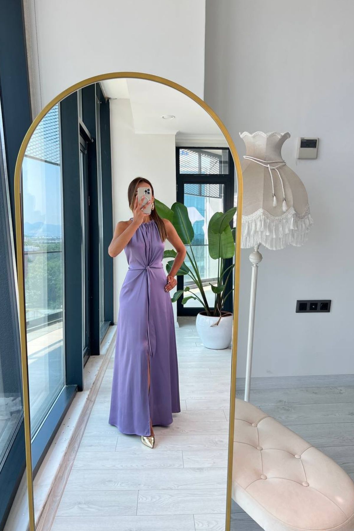 Tasarım%20Lila%20İpek%20Saten%20Yırtmaç%20Detaylı%20Elbise
