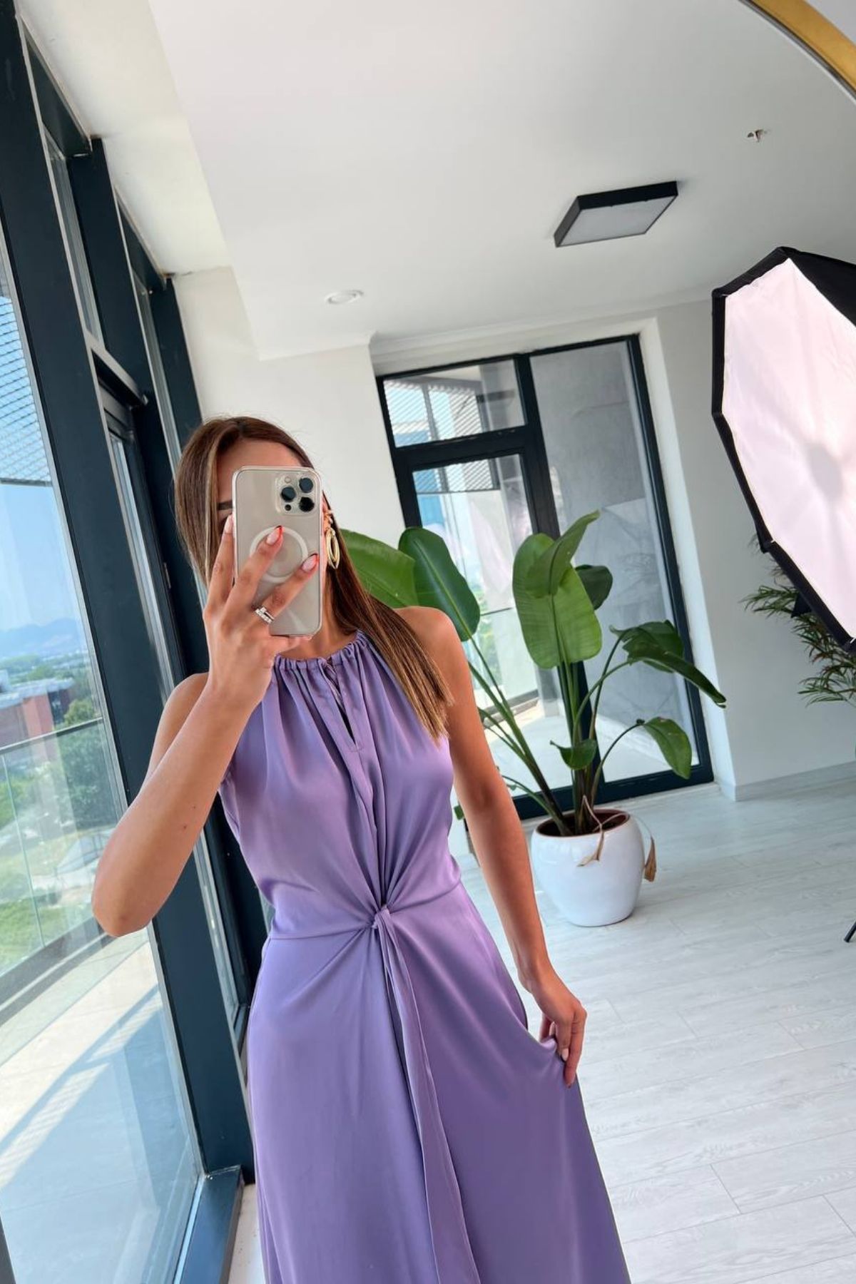 Tasarım%20Lila%20İpek%20Saten%20Yırtmaç%20Detaylı%20Elbise