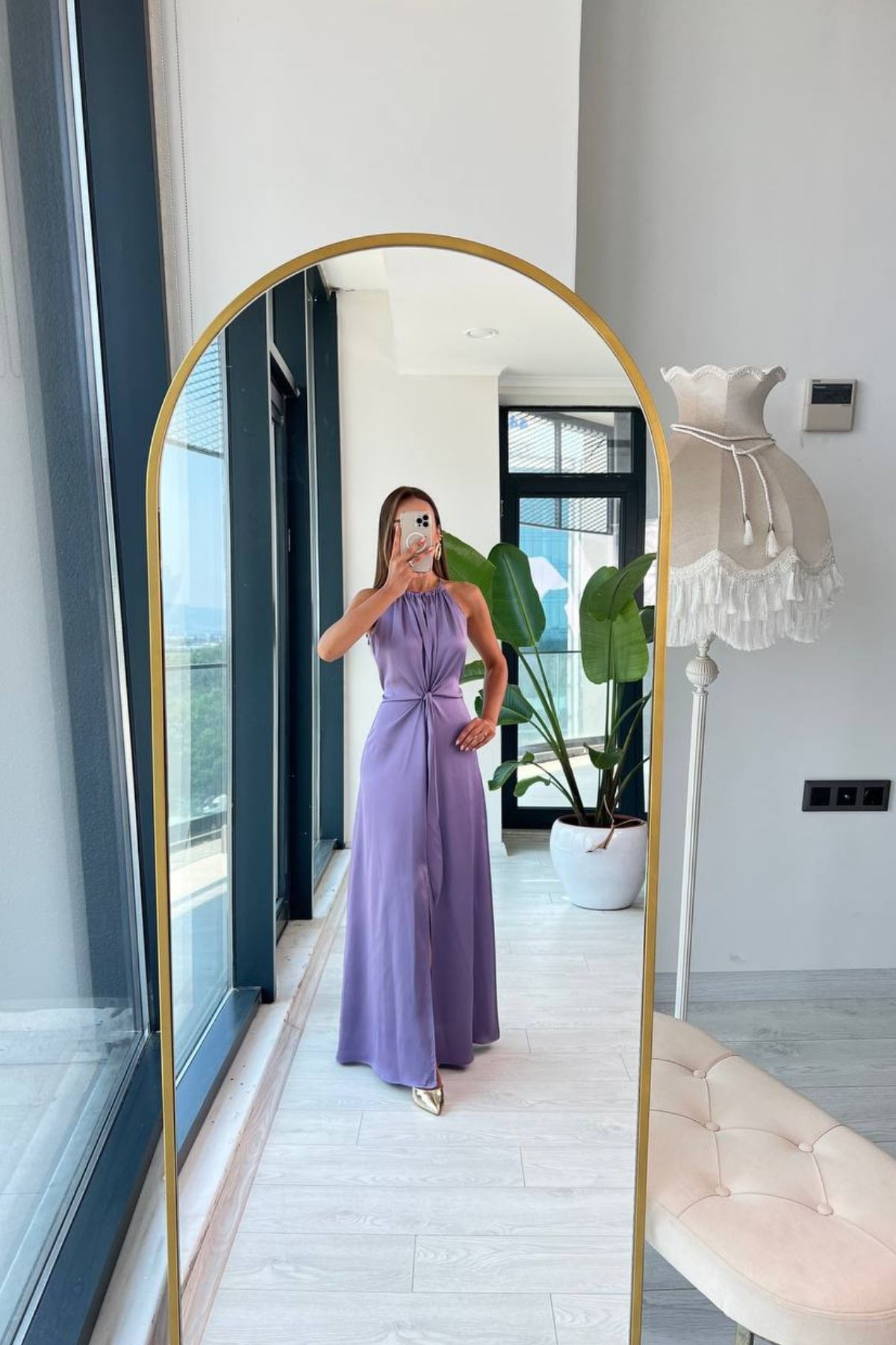 Tasarım%20Lila%20İpek%20Saten%20Yırtmaç%20Detaylı%20Elbise