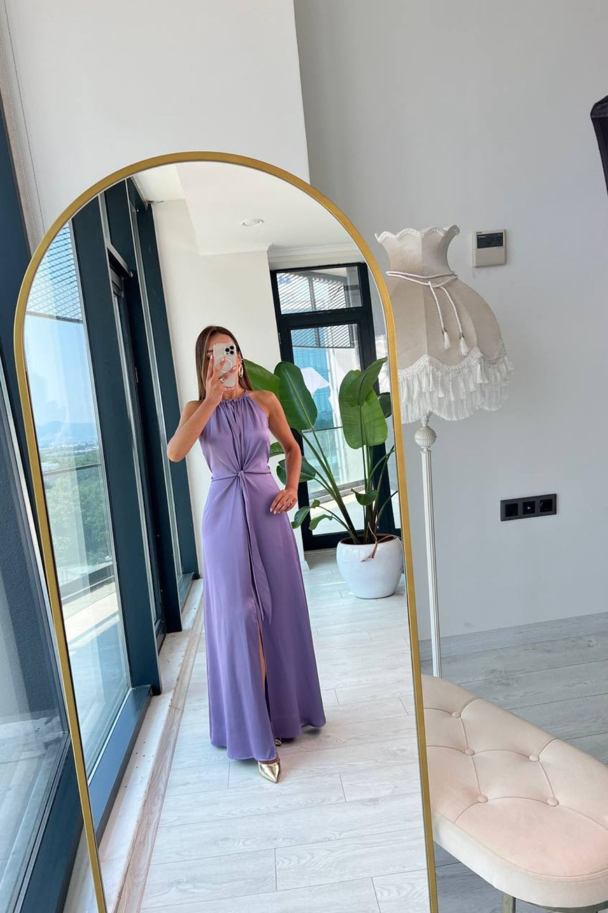 Tasarım%20Lila%20İpek%20Saten%20Yırtmaç%20Detaylı%20Elbise