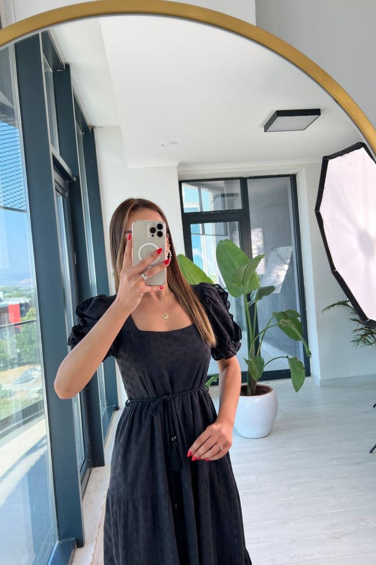Siyah%20Kare%20Yaka%20Astarlı%20Fisto%20Elbise