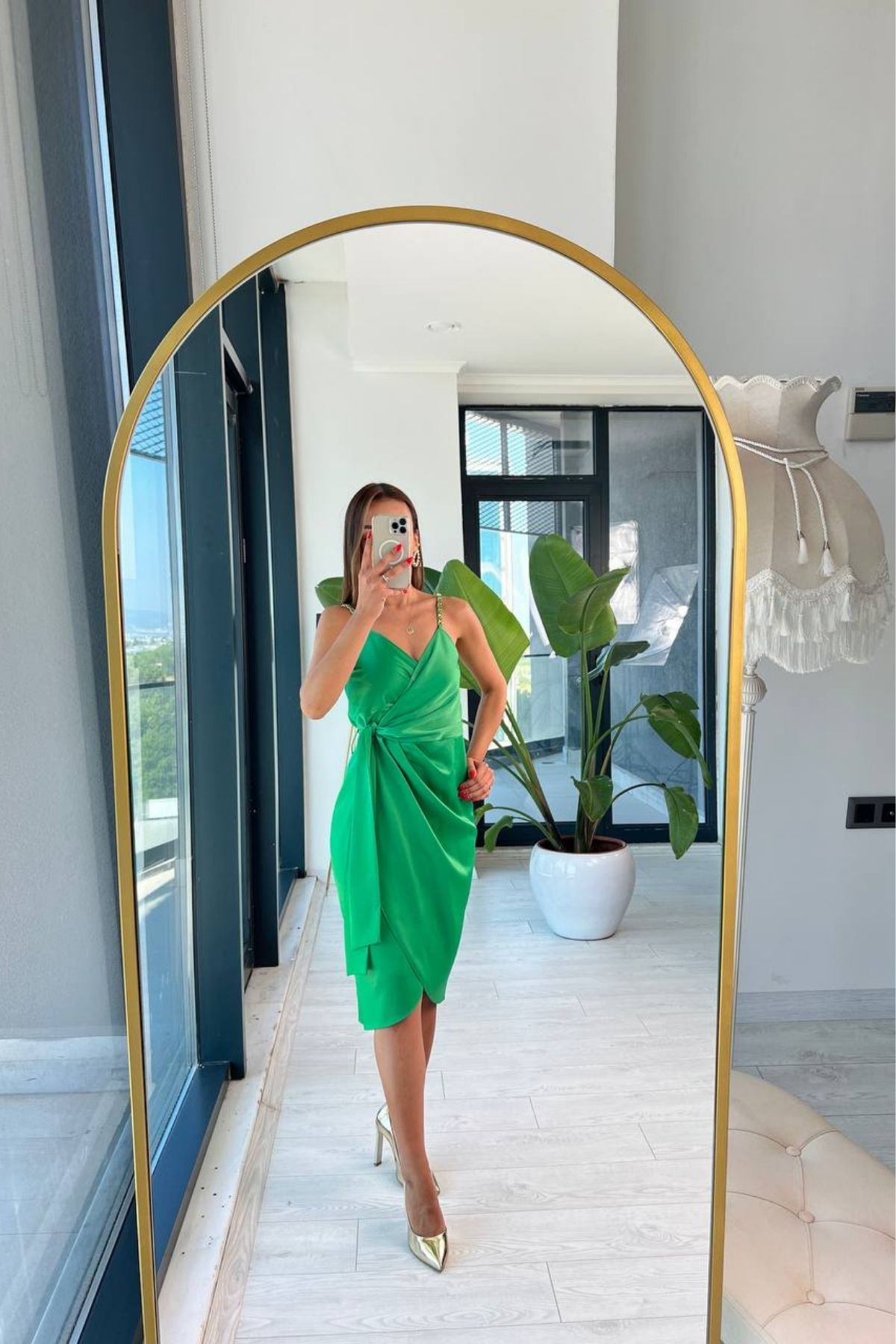 Benetton Tok%20Saten%20Zincir%20Askılı%20Elbise