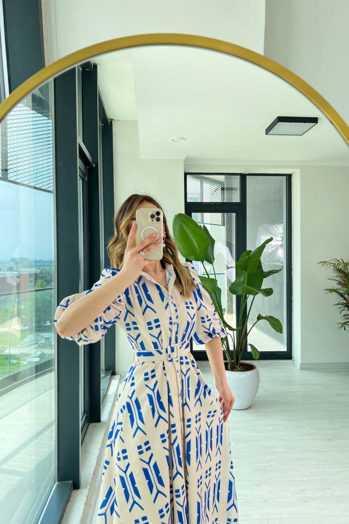 Mavi%20Desenli%20Astarlı%20Midi%20Boy%20Elbise