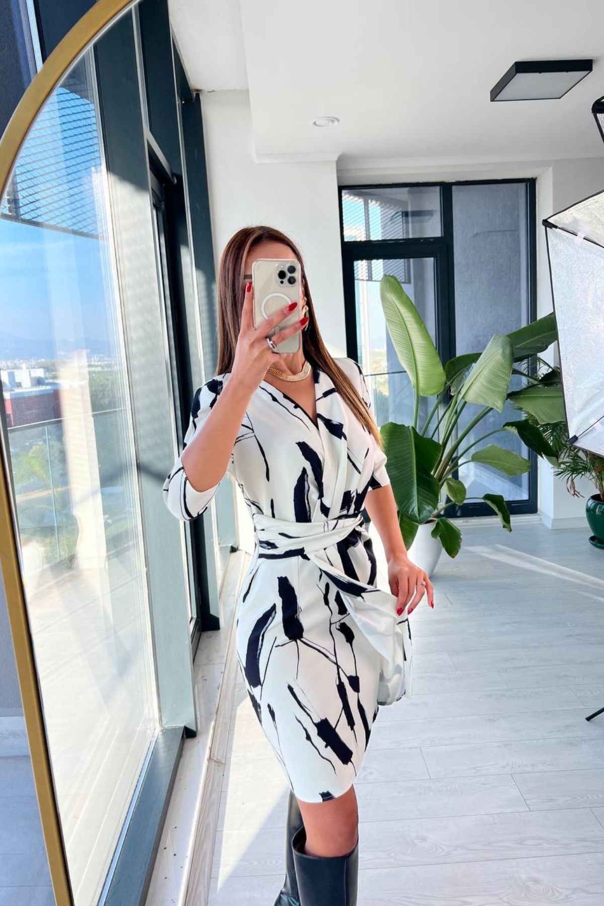 Ekru Tasarım Tok Duble Kumaş Bel Dekolte Elbise