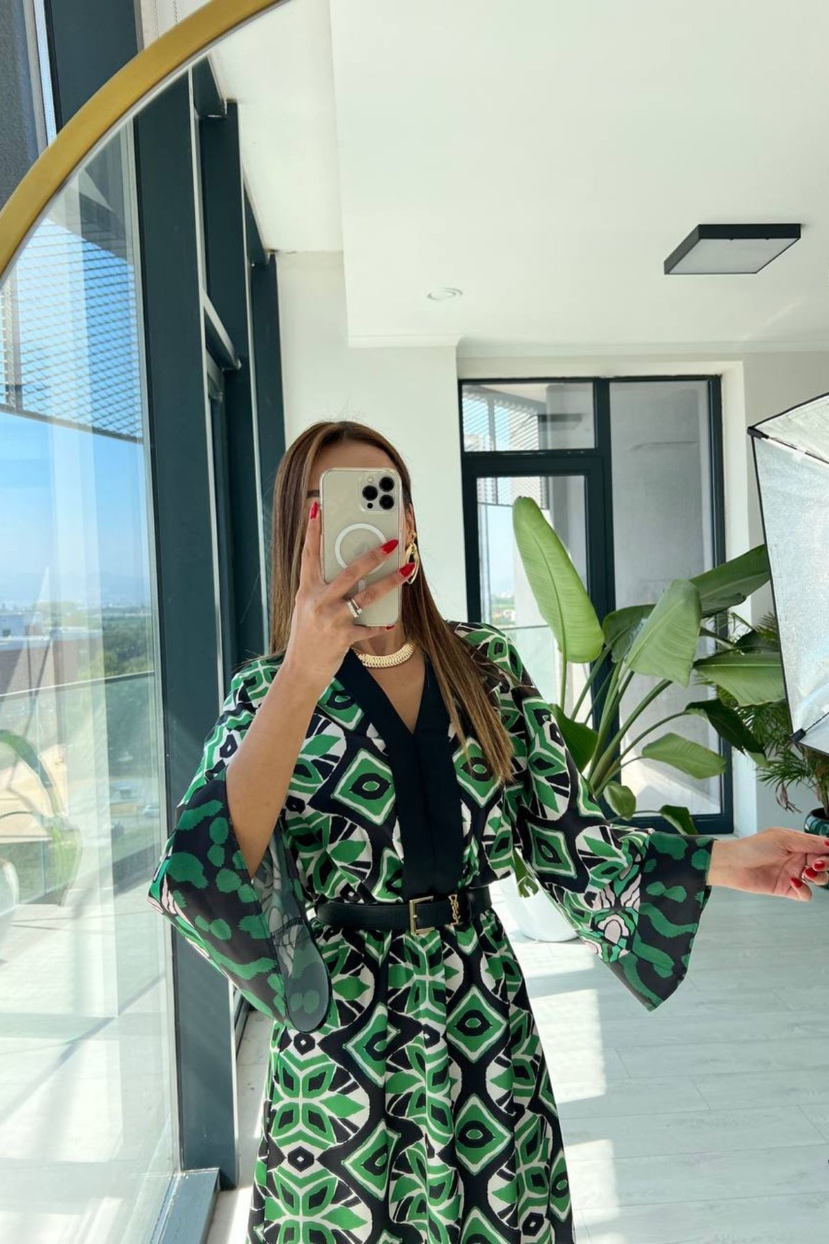 Yeşil%20Premium%20Saten%20Kumaş%20Kimono%20Kol%20elbise