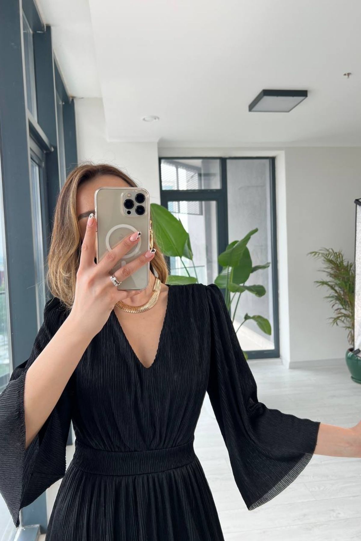 Siyah%20fitilli%20parıltı%20kumaş%20astarlı%20elbise