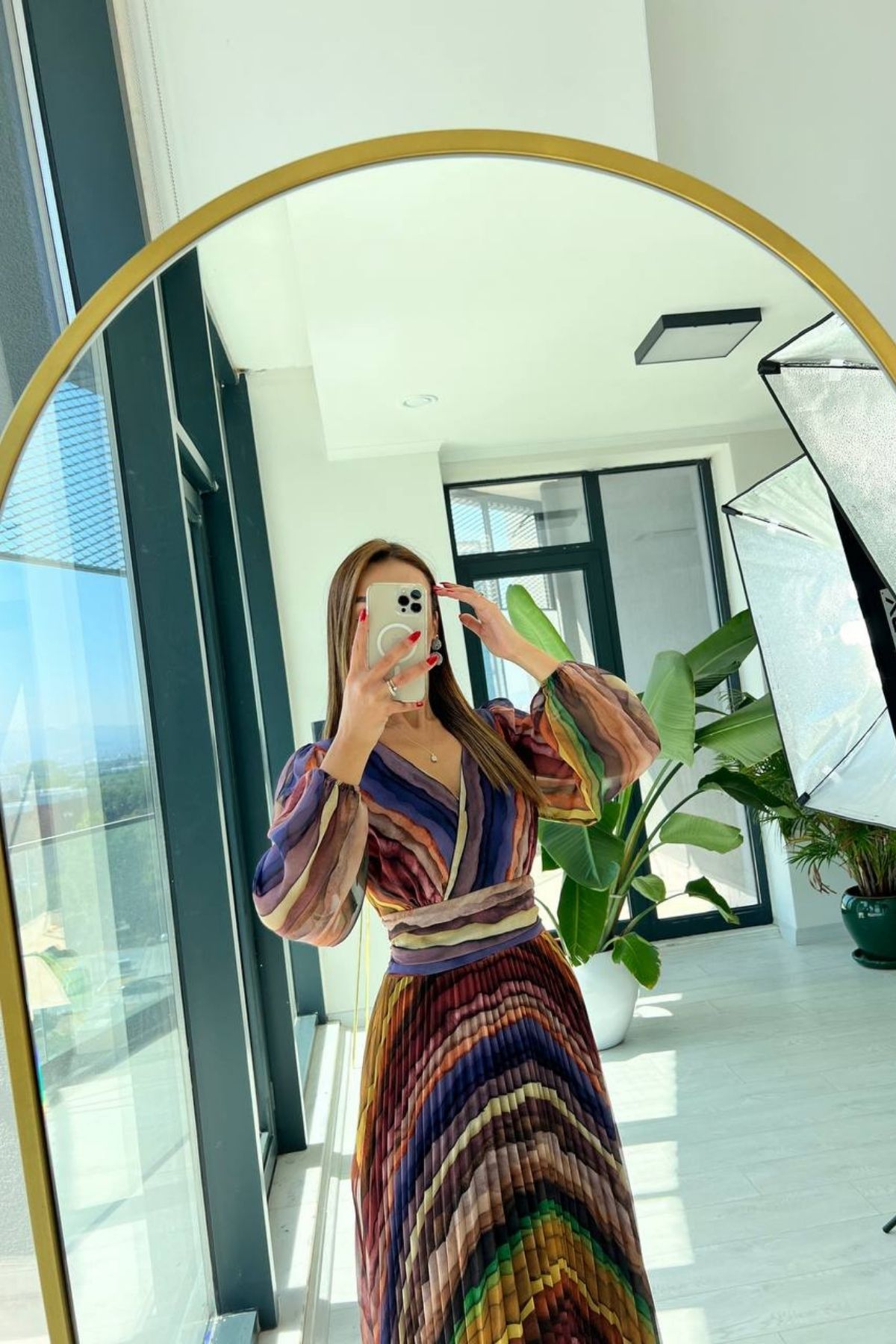 Tasarım Renkli Piliseli şifon Elbise