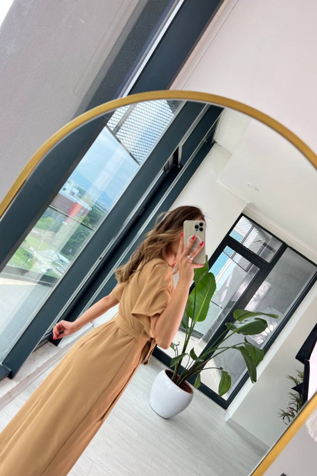 Camel%20Astarlı%20Yırtmaç%20Detaylı%20Elbise