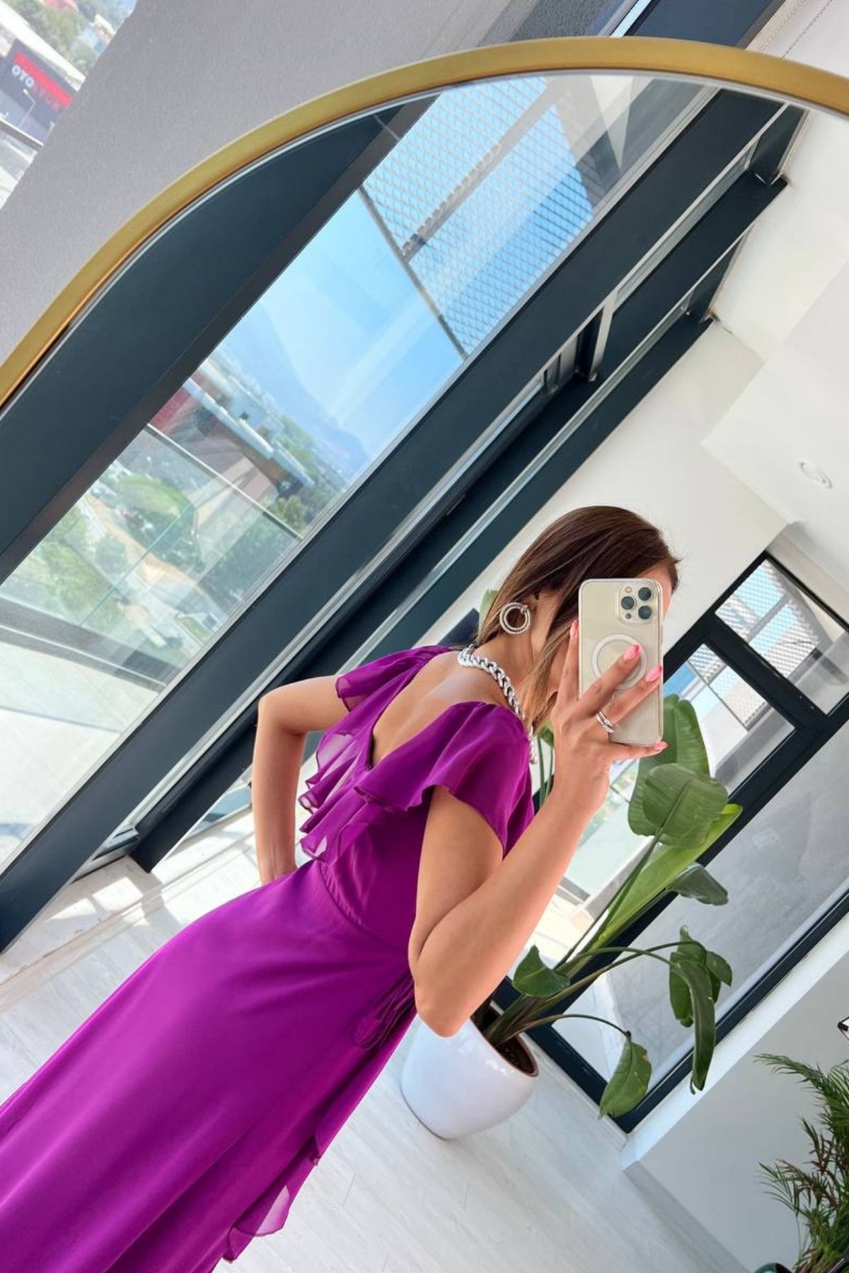 Mor%20Volan%20Detaylı%20Astarlı%20şifon%20elbise